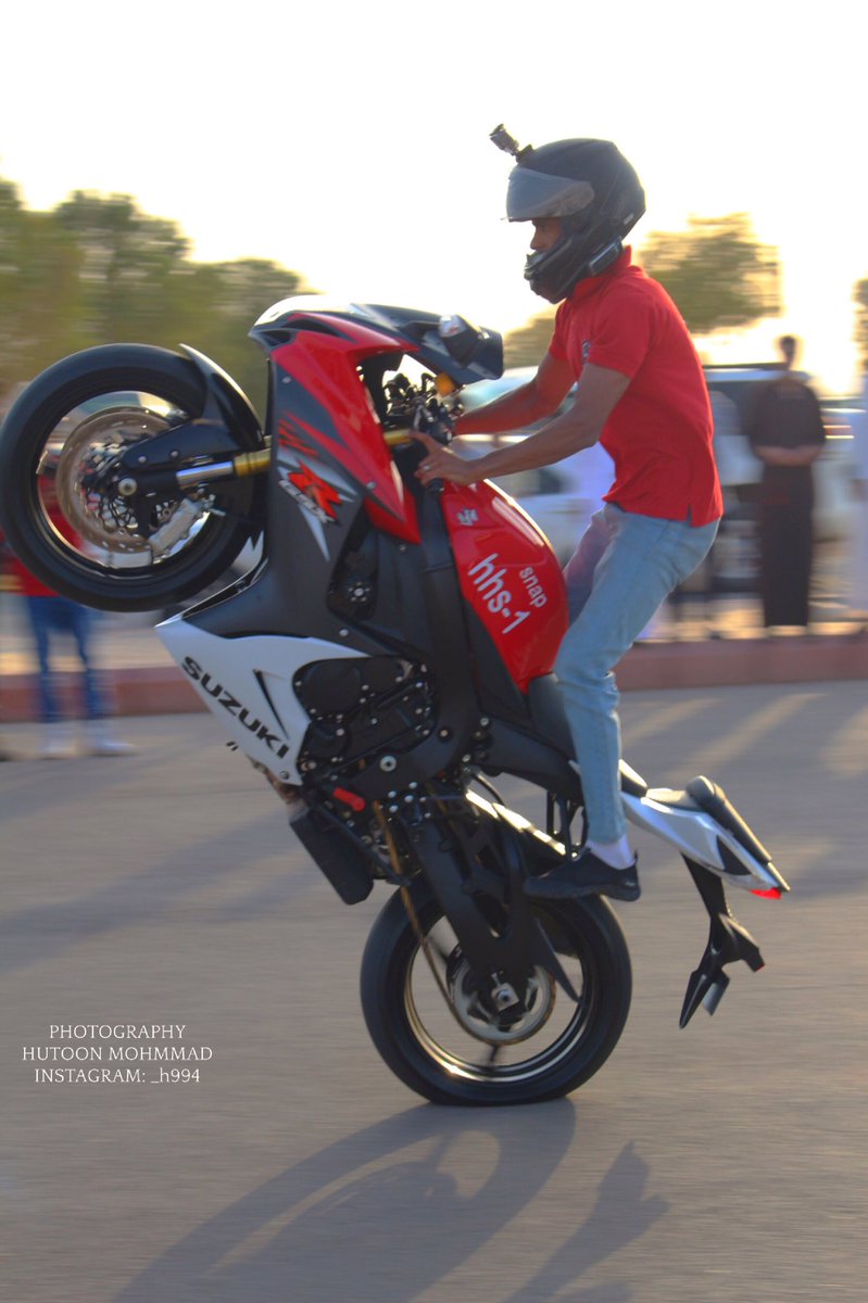 AtOonshe's tweet photo. أستعراض فريق سبيد لوفرز 🏍❤️ #المذنب #خرطم #ربيع_المذنب . 
#معا_ضد_الارهاب_والفكر_الضال https://t.co/kOaoMiNoUi
