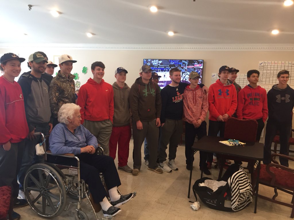 RCLakerball's tweet photo. After practice today, the team made a visit to Fair Oaks Nursing Home to visit with some of the residents. https://t.co/NOmI2sYy9y