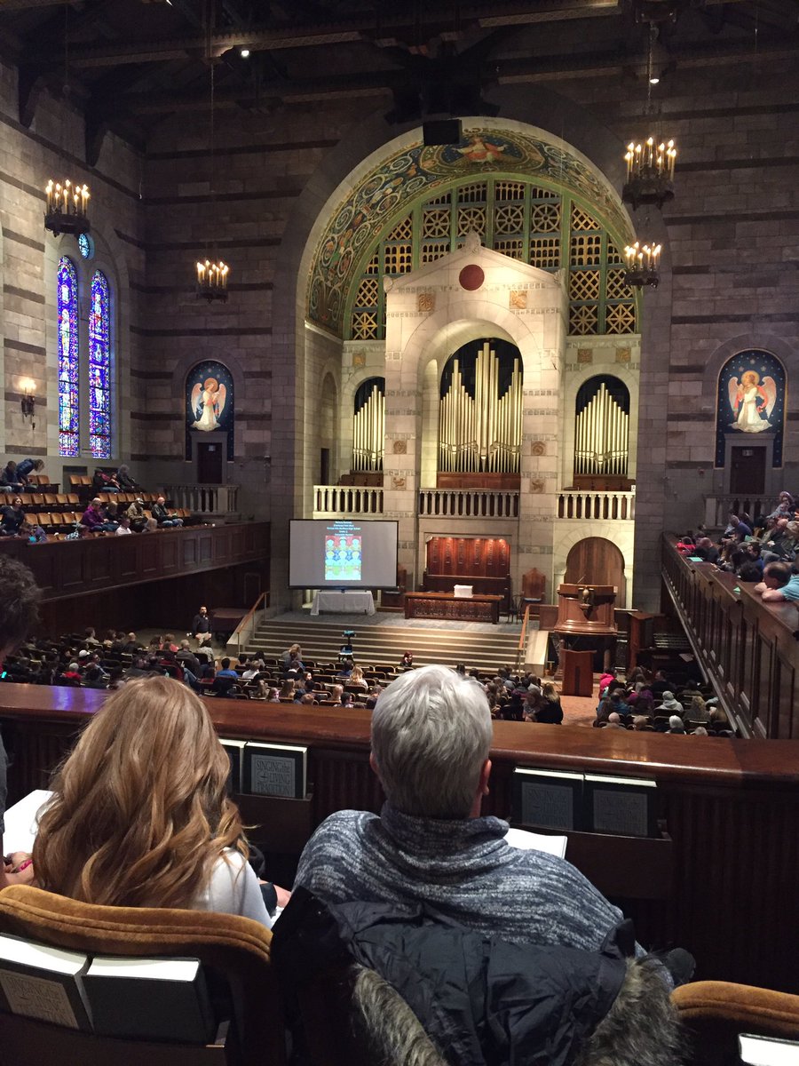 MeridithRidl's tweet image. Scholastic Art Awards!!!! Beautiful work AbbyRenzMarissaOscar JiawinBaileyBethany!!! #hchsart #hcmaroons