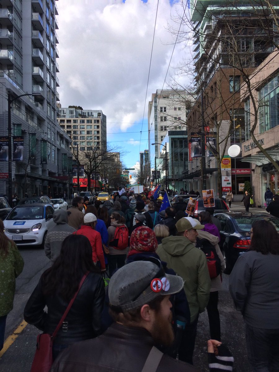 HospEmpUnion's tweet photo. Great turn out at the rally for a poverty free BC.  #povertyfreeBC https://t.co/wsfjdC6g6G