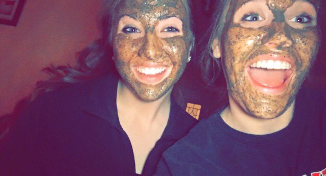 abbyruth18's tweet photo. Even from a couple hundred miles away, today is the day to celebrate the most amazing person I know. Happy birthday, @twills_94! I love you❤ https://t.co/ufBlnmCAUo