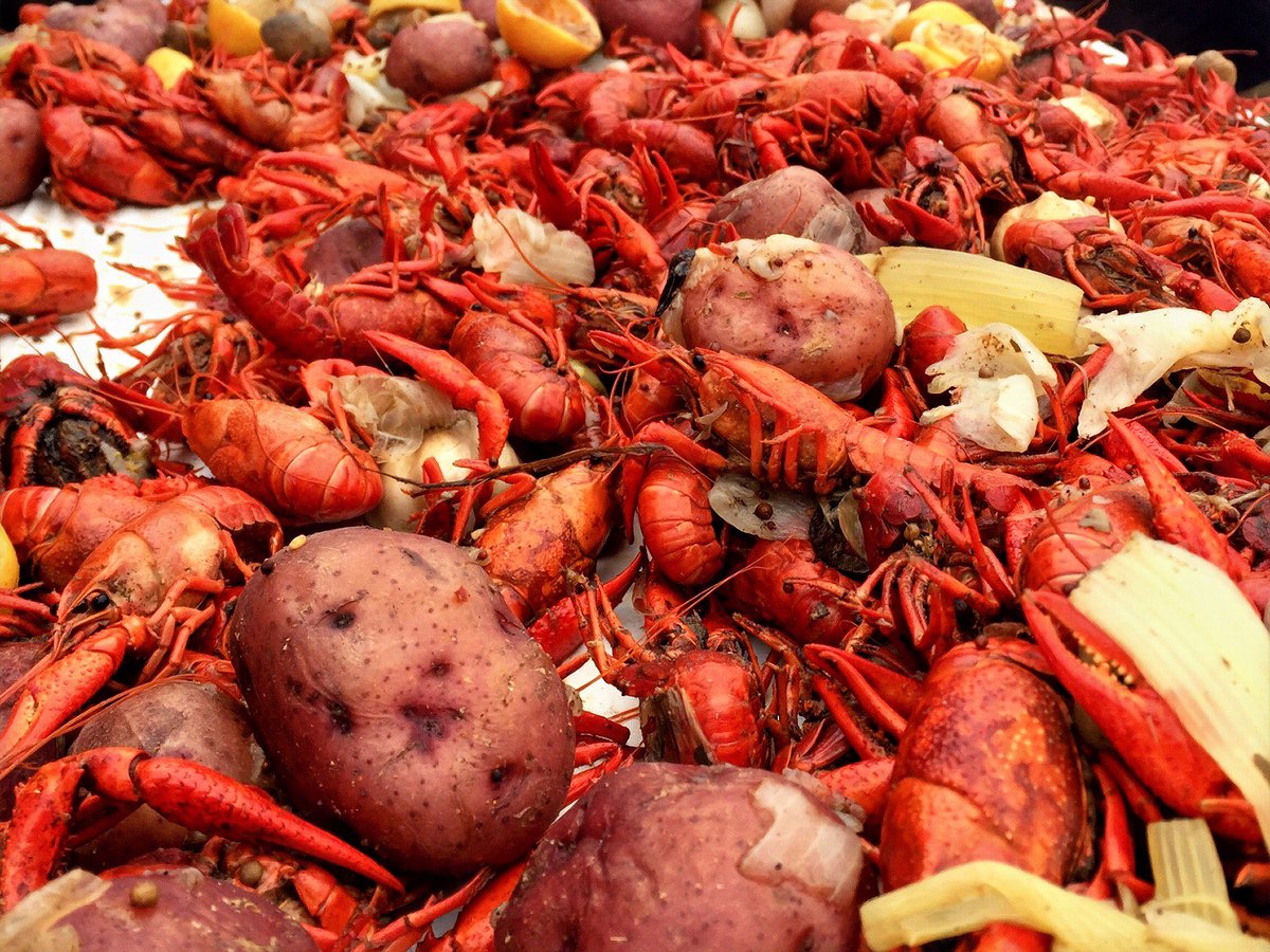 DavidMora's tweet photo. First boil of the season. Happy Saturday, y'all! ⚜️🦐🍴 #boilseason #crawfishtime #followyournola https://t.co/QPMdRgxFoe