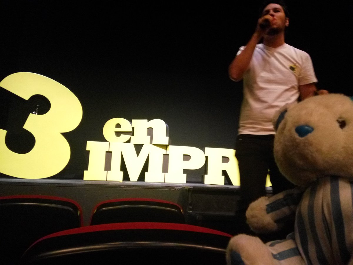 Wayoyito's tweet photo. @improimpar #3enImpro #PelucheVolador https://t.co/DuULDnBsin