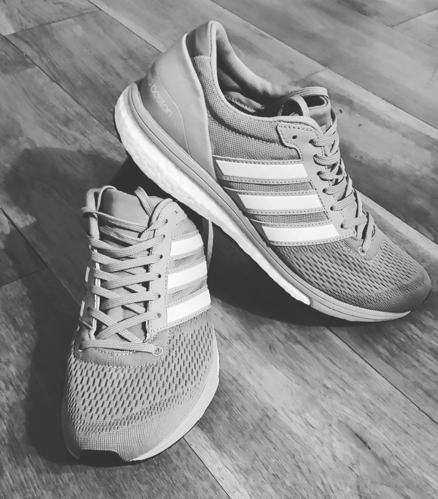 mkotarbapezin's tweet photo. L'indispensable 4bis #semideparis #adidasfr #ARP2 #whyirunparis #whyirunrepublique #adizer… https://t.co/QcBRqP0mMu https://t.co/MnkrwlpRyG