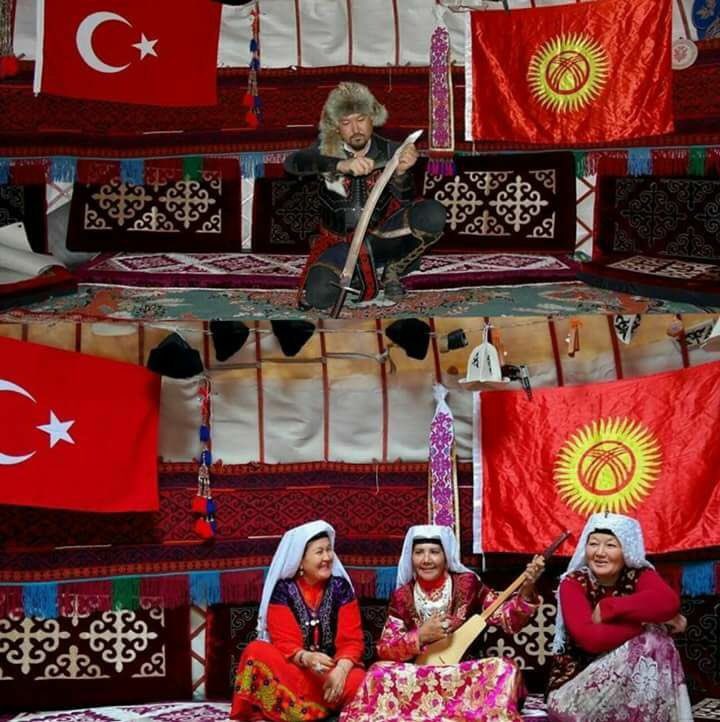 GuzelTurkistan's tweet photo. Kırgız Türkleri #Ulupamir #Erciş #Van https://t.co/vzyGffbhUh