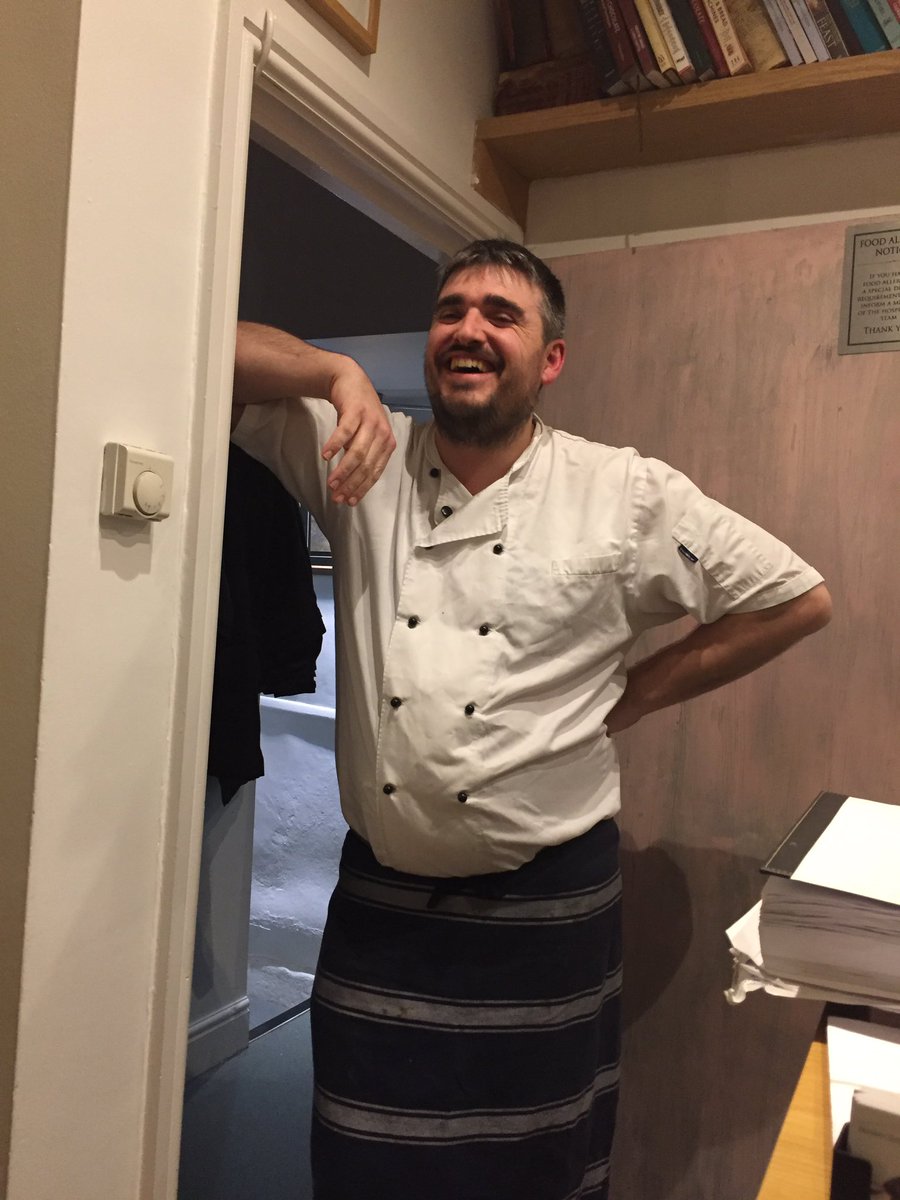 Totalcornwall's tweet photo. . Wow what a night
@oliversfalmouth @cornishkitchen
#12chefs @MacmillanKernow @HospAction @TheLuggerChef
#greatfood #withfriends https://t.co/1wYh8mtB6o