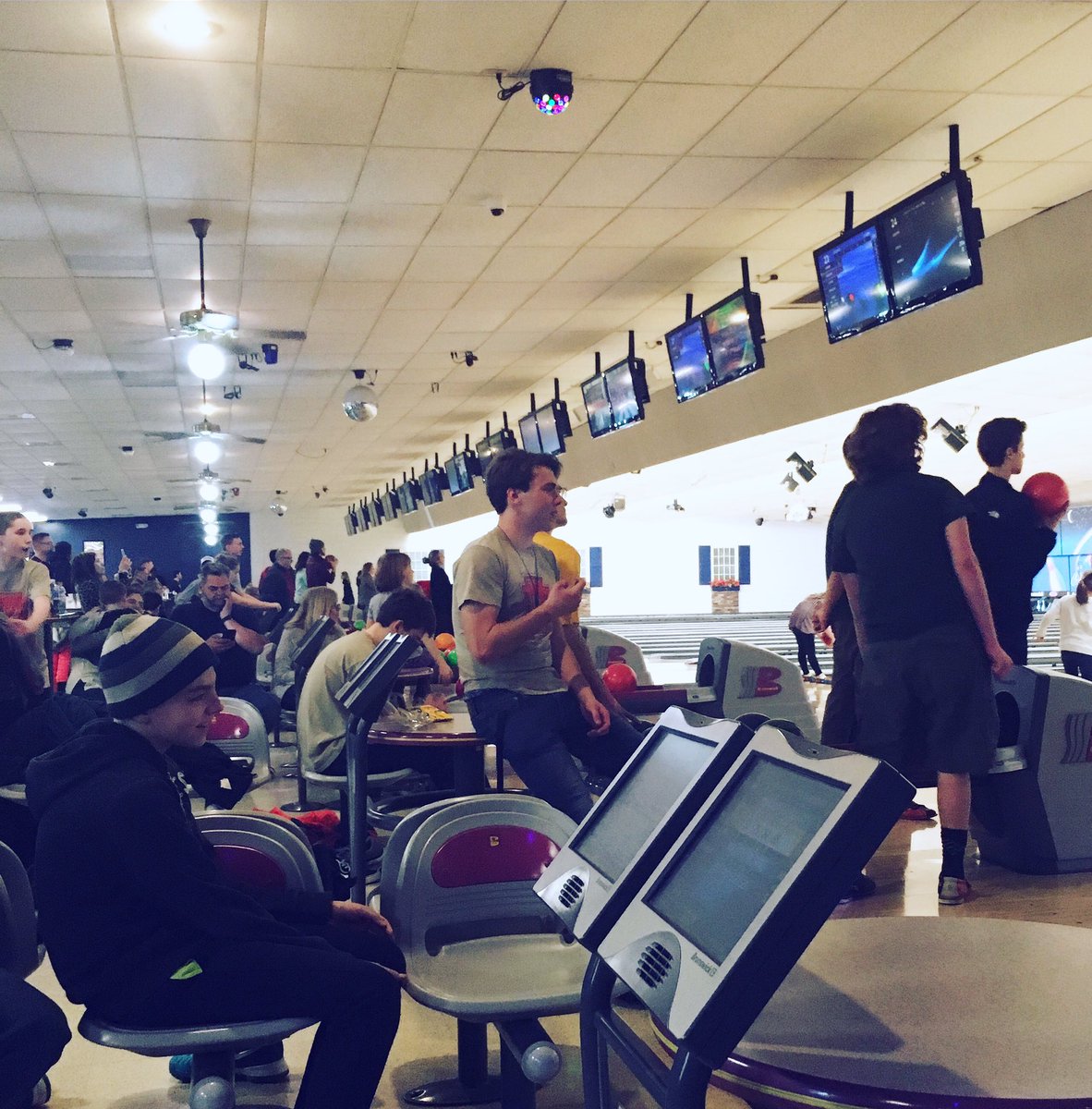 jasonabiuso's tweet photo. Successful day bowling on our #roadtoeagle🐐 https://t.co/hiSjUiw2P6