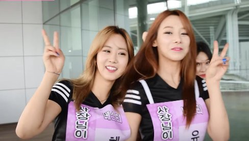 lqbestie's tweet photo. ❥ hyeyeon, yuji (ft. dahye) https://t.co/3Ya9rn22Mk