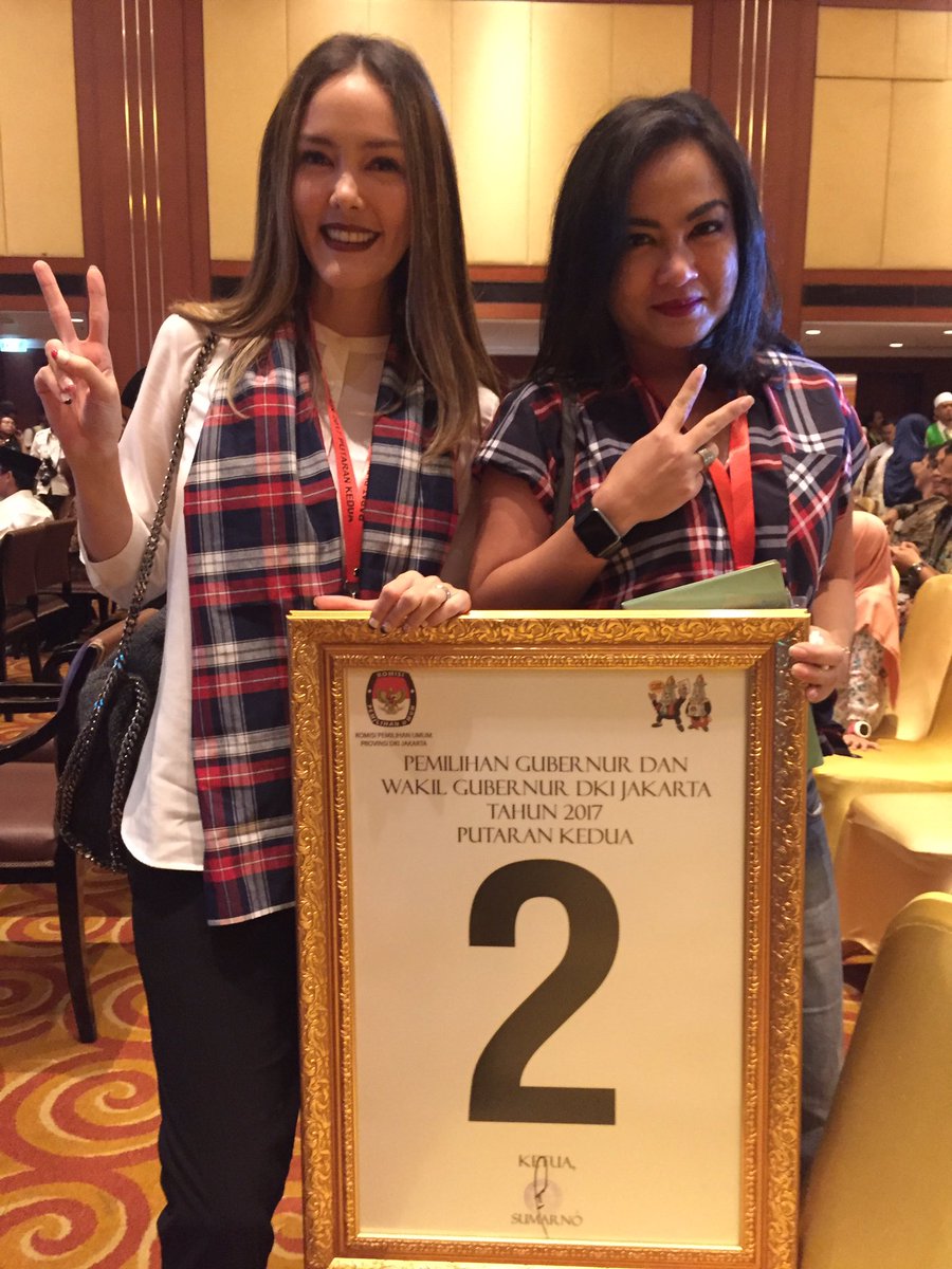 cathysharon's tweet photo. Good morning! Semangat untuk puteran kedua ✌🏻️yuk ikutan berpartisipasi menjadi agen perubahan bagi indonesia yang lebih baik 🇮🇩❤️ https://t.co/lPpBpEHNFw