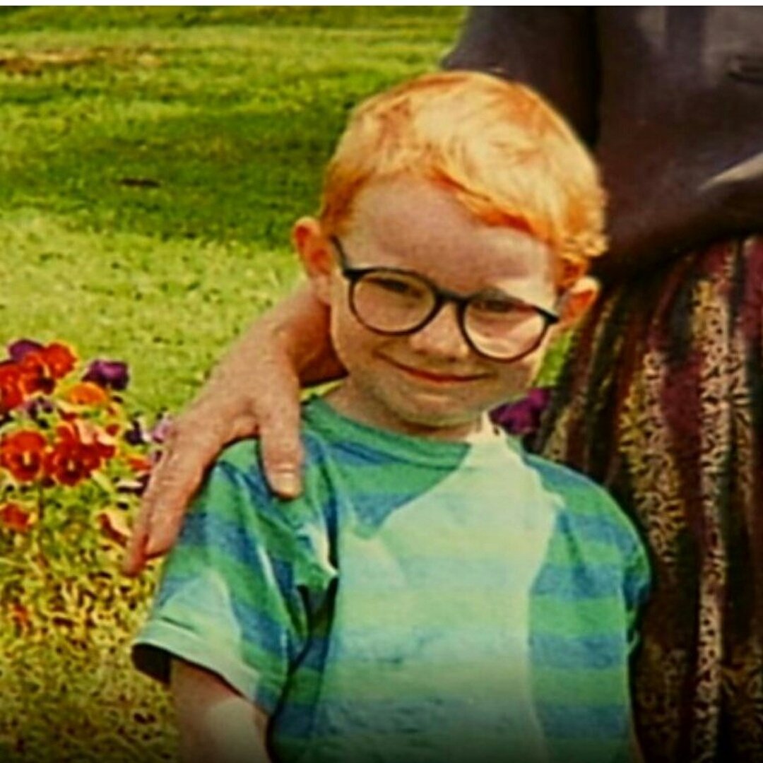 sheerios_py's tweet photo. Éstas son algunas de las fotos que mostró en su entrevista la abuela de Ed, Nancy para quién fue la canción Nancy Mulligan.
#SheeriosPy https://t.co/jYxNiQ9M0j