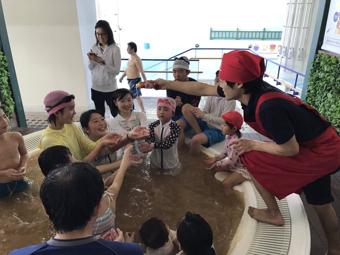 View image on Twitter