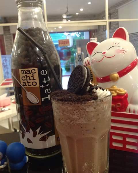 MrCook's tweet photo. HappySunday#with Zushioda Samarinda jl. Juanda2(blkng SPBU Juanda)#bareng keluarga ato tmn tmn kalian y guys#krn Rasa adlh Segalanya# https://t.co/EHZkyul0V3