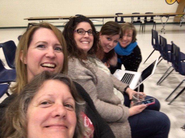 amydownsamy's tweet image. Connect with #VisaliaEdTech  Awesome to meet at @jbowker8  at #CVCUE @cates_julie @MACK_eee @T5Jenn