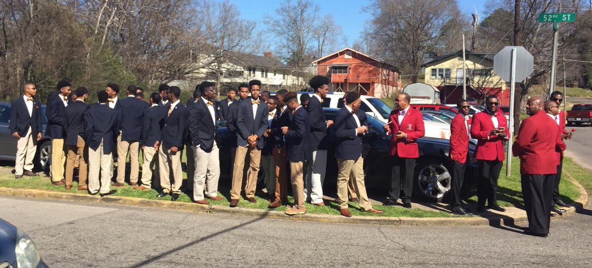 BirminghamKL's tweet photo. The Birmingham Kappa League wants to thank everyone for their condolences with the passing of our advisor #DoItForGrey♦️⚡️ https://t.co/wflywHXe7A