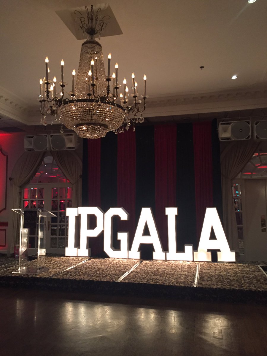 stirling_robin's tweet photo. A beautiful evening at the Interim Place gala #IPGala https://t.co/E2suVYCCZq