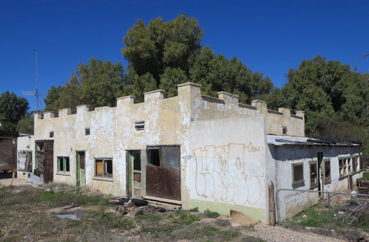 An old motor court on US 60 in Geronimo, Ariz., on the San Carlos rez. #roadruins #rez #see_arizona #az365 #twolane ontheroadarizona.com