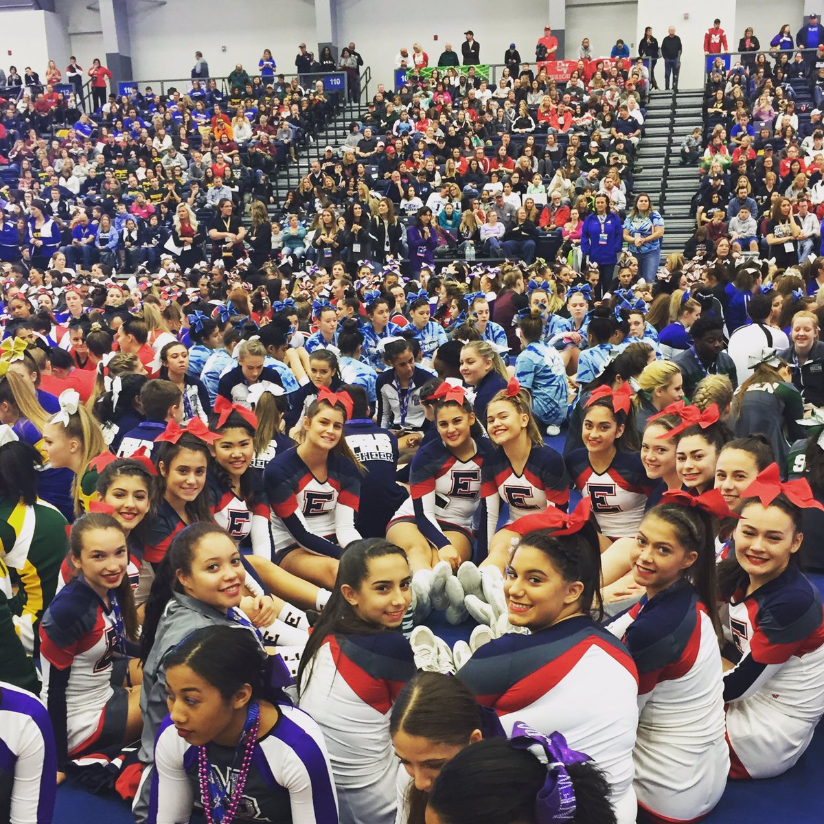 SRLwithlove's tweet photo. #EHSVC amazing routine & solid finish 2 #legendary season #backtobacksectionchamps #9thinthenationSVD2 #stateranked #CountyCenterChampsSVD2 https://t.co/2UxDq8i5Ht