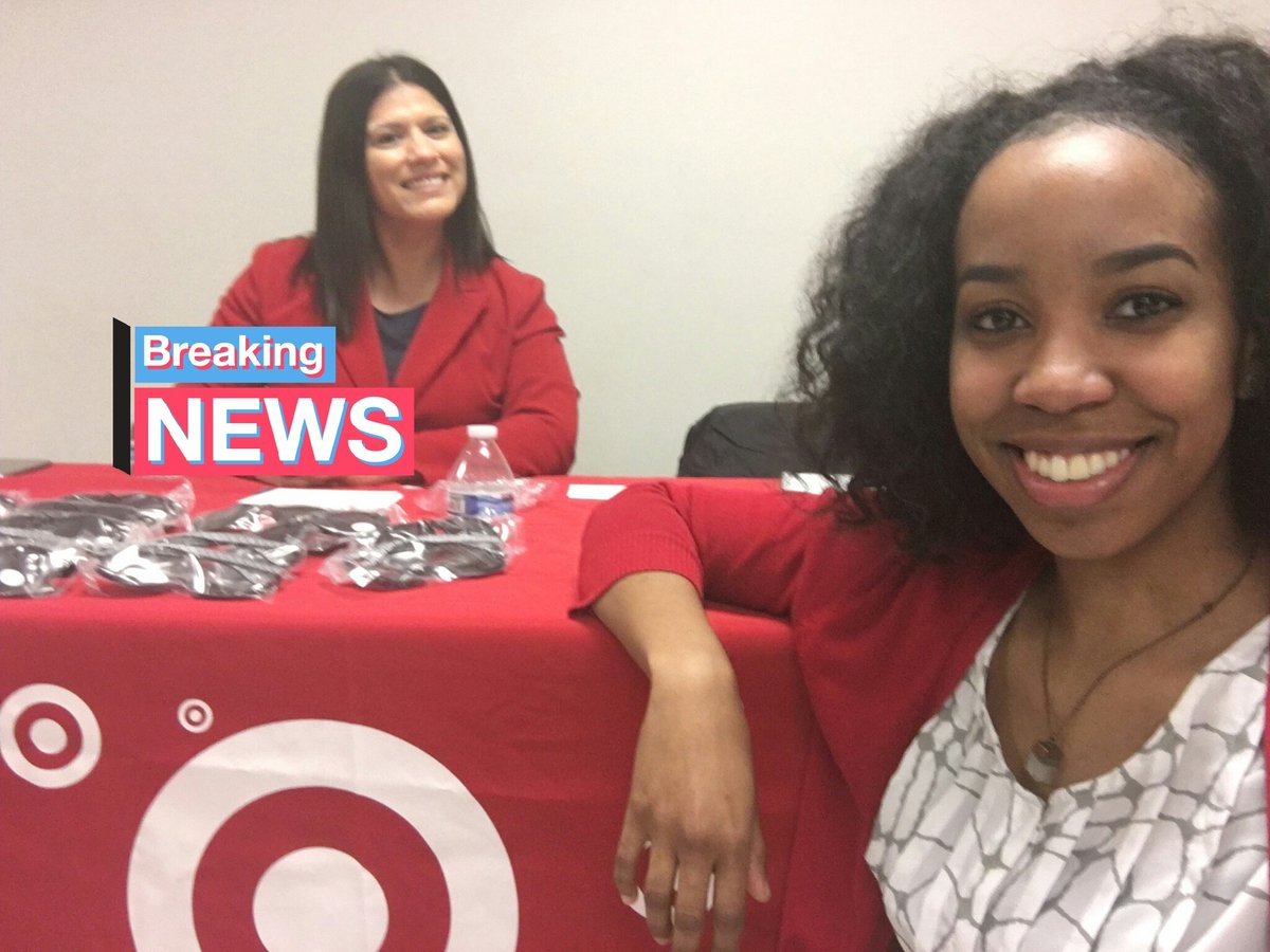 Let's recruit! #T0868HR #universalschool @jordynalbert94 <a href="/ChristmanChase/">Chase Christman</a> @jus10atTGT <a href="/thejus10k/">jus10</a> <a href="/Bnanderson410/">Brittany Anderson</a> <a href="/cnicks48/">Chandra</a>