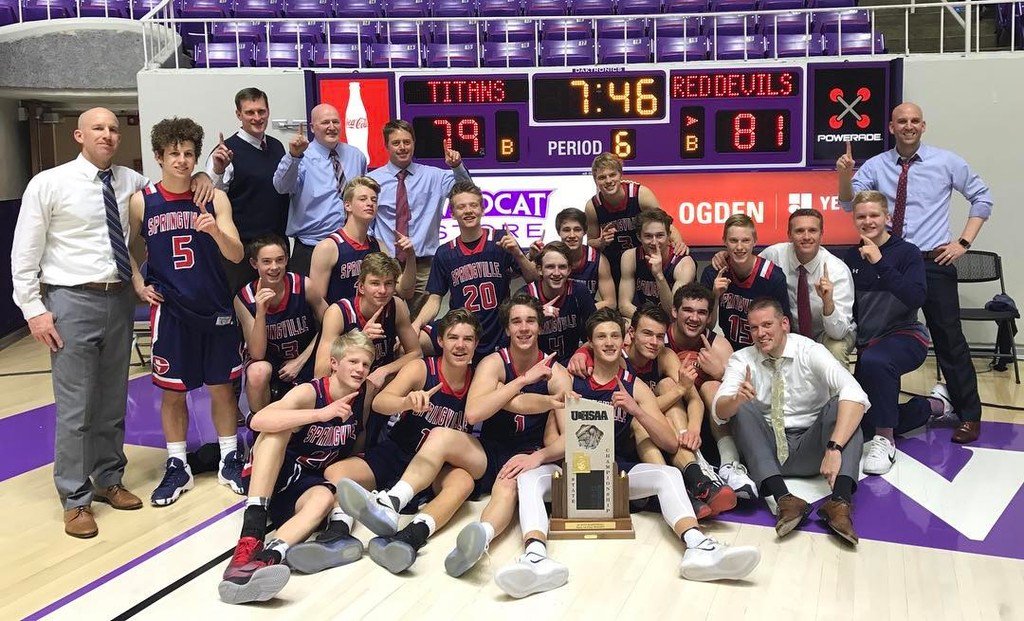SHS_RedDevils's tweet photo. State champions after double overtime! #statechampionship #shs_reddevils https://t.co/ueQv614MHf https://t.co/LANVSwLRBJ