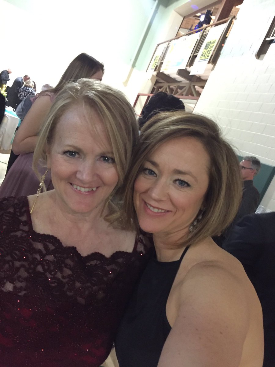 mbulman7171's tweet photo. Giving Gala #UpperPerkYMCA #becauseY @Matt_Student @afehair2000 @pfvYMCA @livezeys4 https://t.co/W5B0GJdPXm