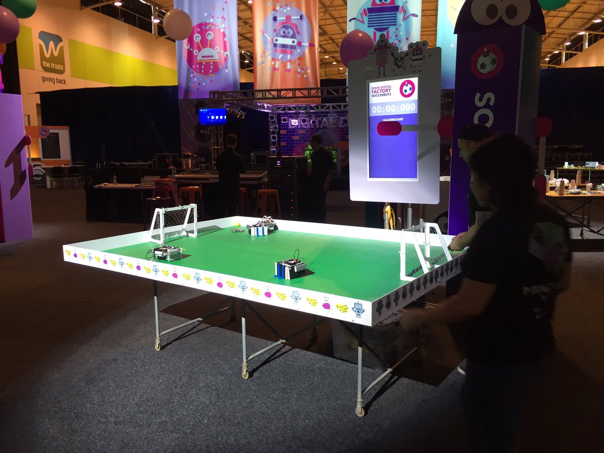 _academyEX's tweet photo. Ready, set, go! Doors are open for #SparkDigitalFactory #Auckland https://t.co/QyN7GzoGmA