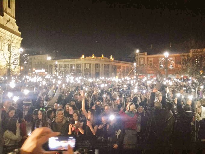 View image on Twitter