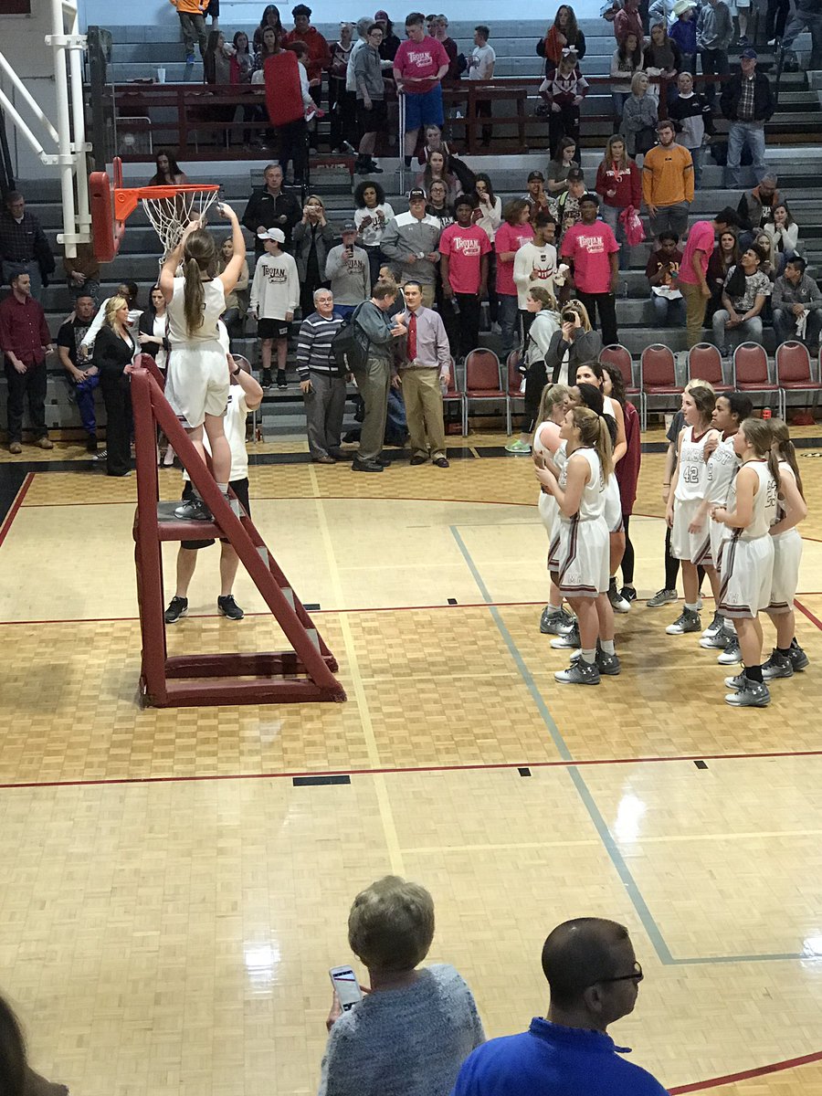 pdepps72's tweet photo. #BacktotheDance Lady Trojans cutting down the nets again! @mhhswtrojans https://t.co/3AO63edEOF