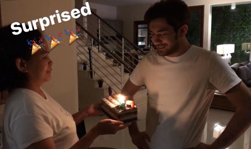 Happy birthday Reza Rahadian ! May Allah bless you always..  