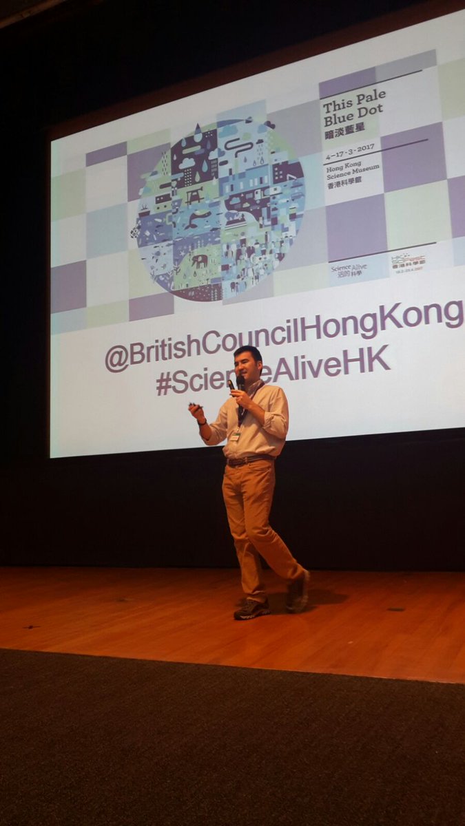 PalaeoPittman's tweet photo. Counter @BritishCouncil #ScienceAliveHK #HKScienceMuseum on #dinosaur appearance + @dinoecosystems. Also a talk today at 12:00 @hku_science https://t.co/INkYfu9sEN
