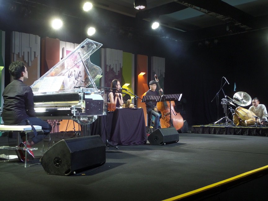 Madanmohan Rao tweet media