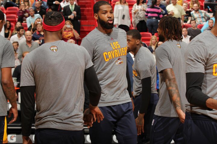 ShUmpdates's tweet photo. March 4th, 2017
Cavaliers vs. Heat 92-120 https://t.co/ZIXSKdp91a