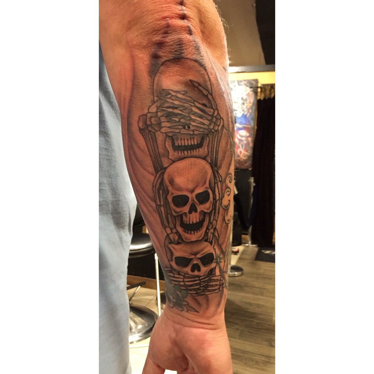 BlueDevilYbor's tweet image. @gradytattoo666 just finished this skull trio and it turned out excellent ! 813.241.6824 #yborcity #bluedeviltattoo