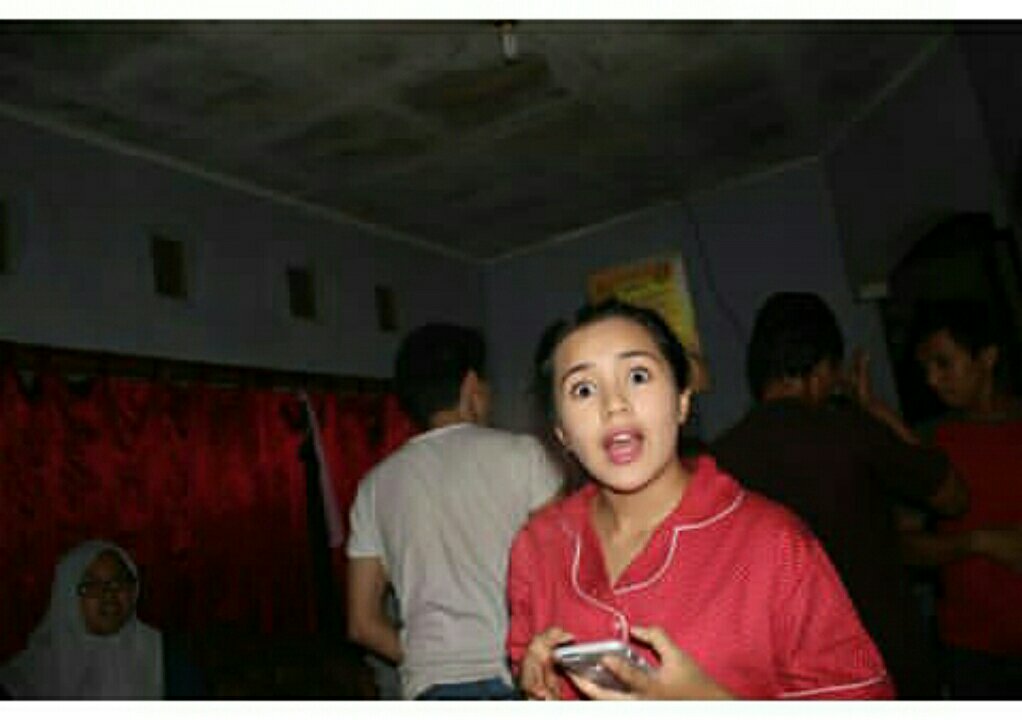 Bebyes_bebyy's tweet photo. ❤Siang Kesayangan Bebyes ❤
Semangat Terus yaaa byyy 😘😂 https://t.co/u99751Zvvf