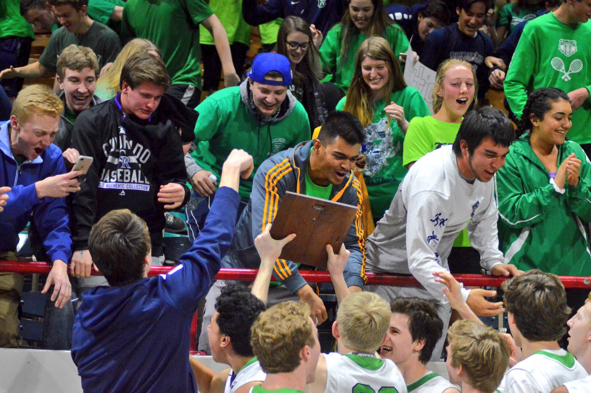 Well deserved, boys! Onto the Final Four this Friday!!!! 🐻🏀💥 <a href="/CHSAA/">CHSAA</a>
