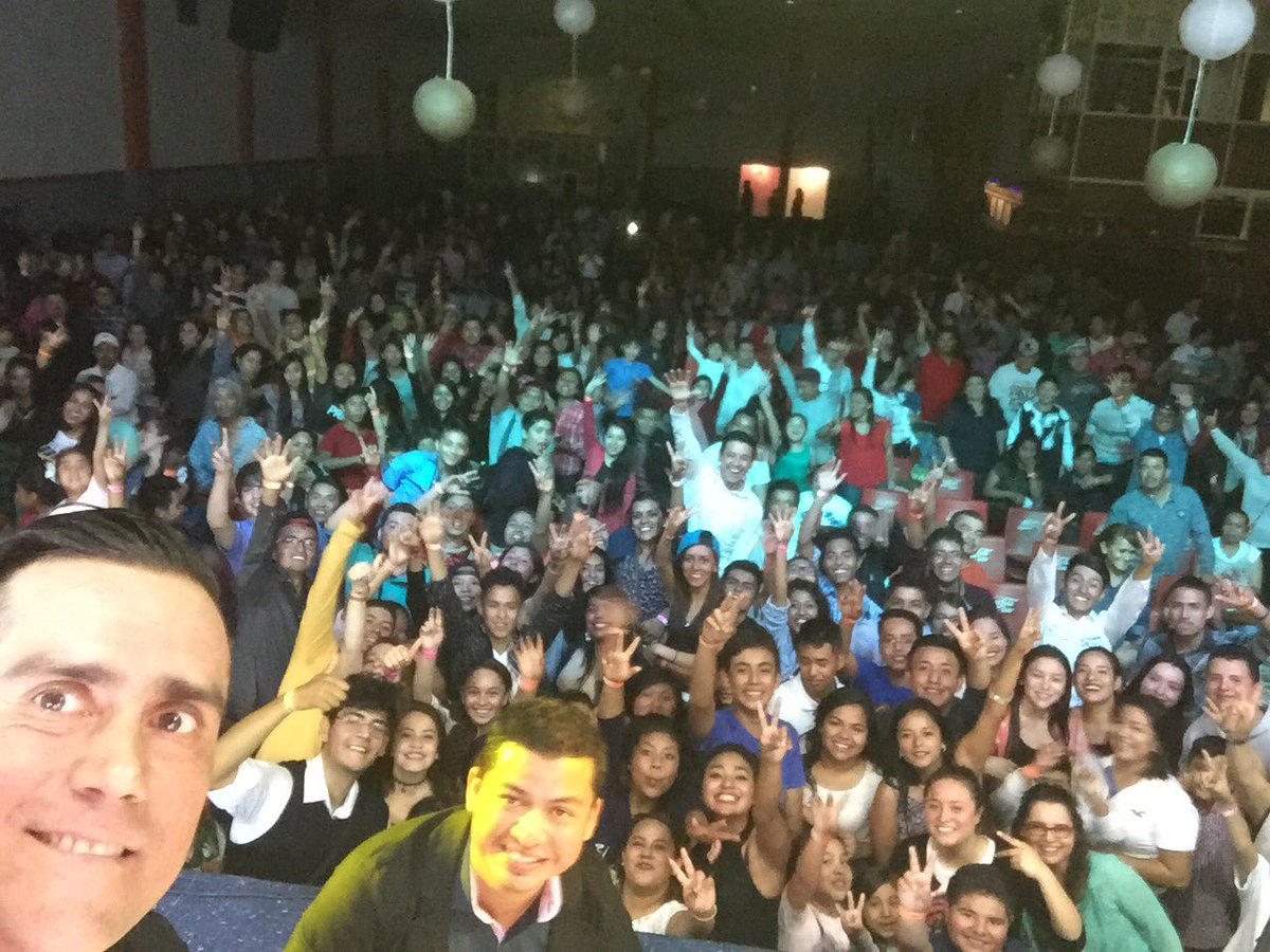 Abraham Godinez (AagAbraham) Twitter