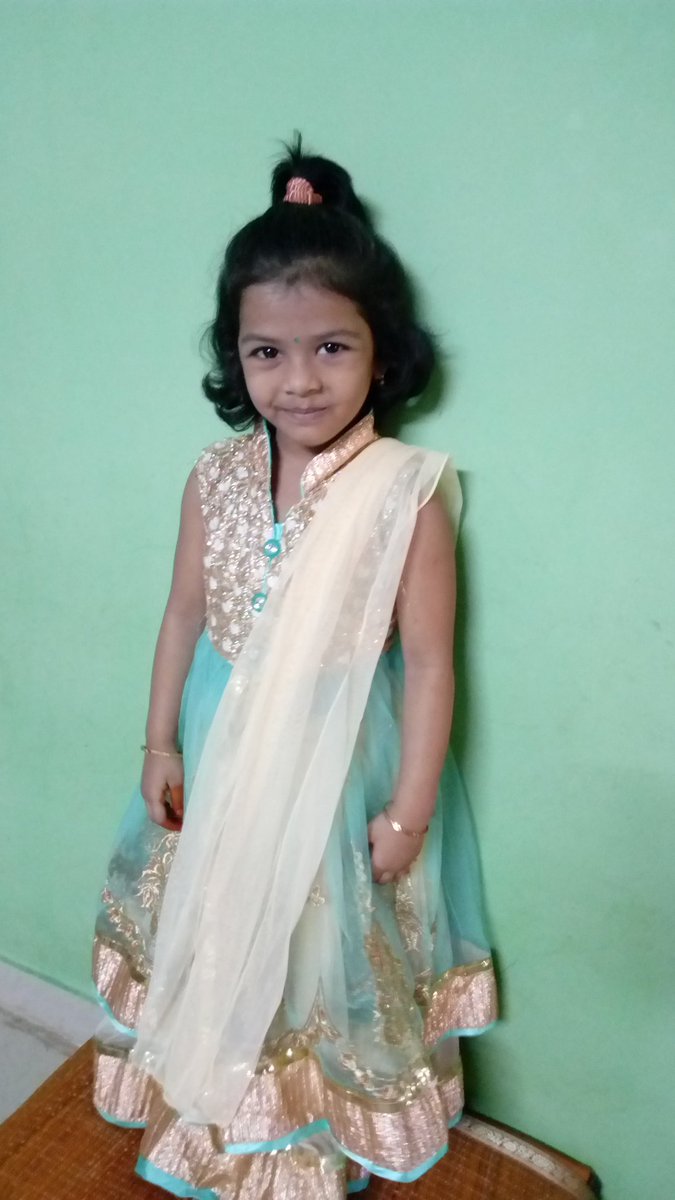 SushmaBindu's tweet photo. @Toyota_India #MyDualTone Style Cutie https://t.co/hGAiGXcJpb