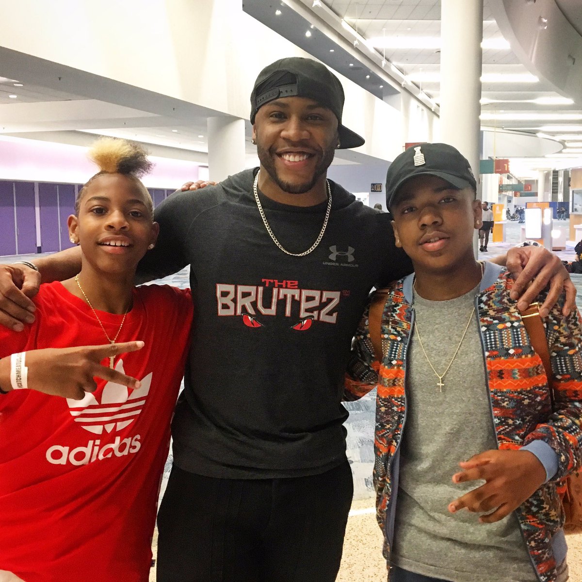 tha_ruKus's tweet photo. These two young #heavyhitters in the game today @kidathegreat &amp; @official_kiddshowout 💪🏾💯 keep KILLIN the game'! Stay tuned....
#brutez https://t.co/DG92WA5rIx