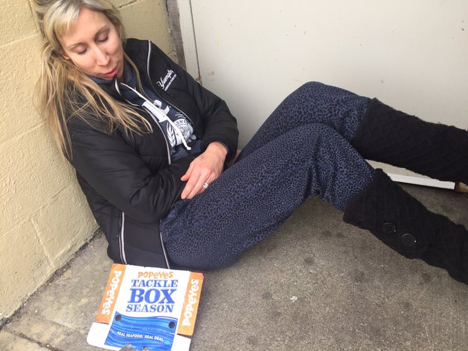 To much birthday fun lol https://t.co/xBFSeGd0dK