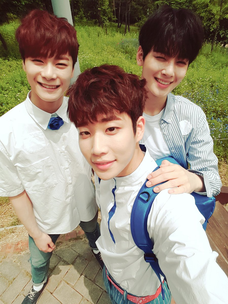 행님 제가 좀 늦었습니데이♡♡♡ 해피벌스데이♡♡♡
역시 행님은 강력하십니데이^^♡ 사랑합니데이♡♡♡♡뿅뿅
#HappyMJday 헿 이따보아요^^