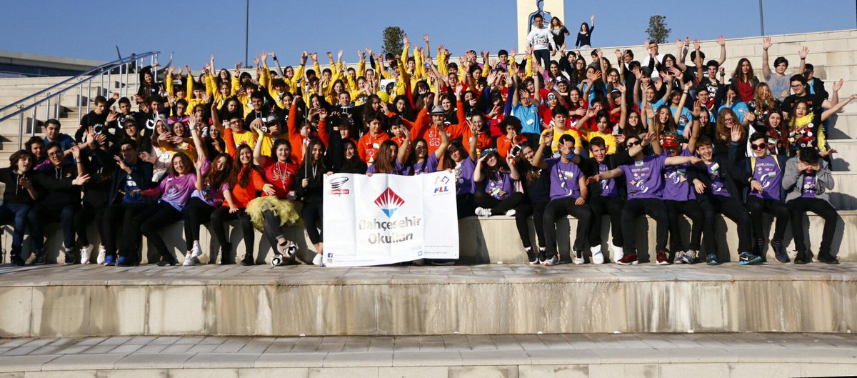 FLL TÜRKIYE FINALLERİNDE 47 TAKIMDAN 17 Sİ BAHÇEŞEHİR KOLEJLERİNDEN.  TURNUVANIN HER YERİNE RENKLERİMİZ HAKİM. <a href="/Bahcesehir_Sam/">BK 19 Mayıs Kampüsü</a> <a href="/ugurcebi1/">Uğur Çebi</a>