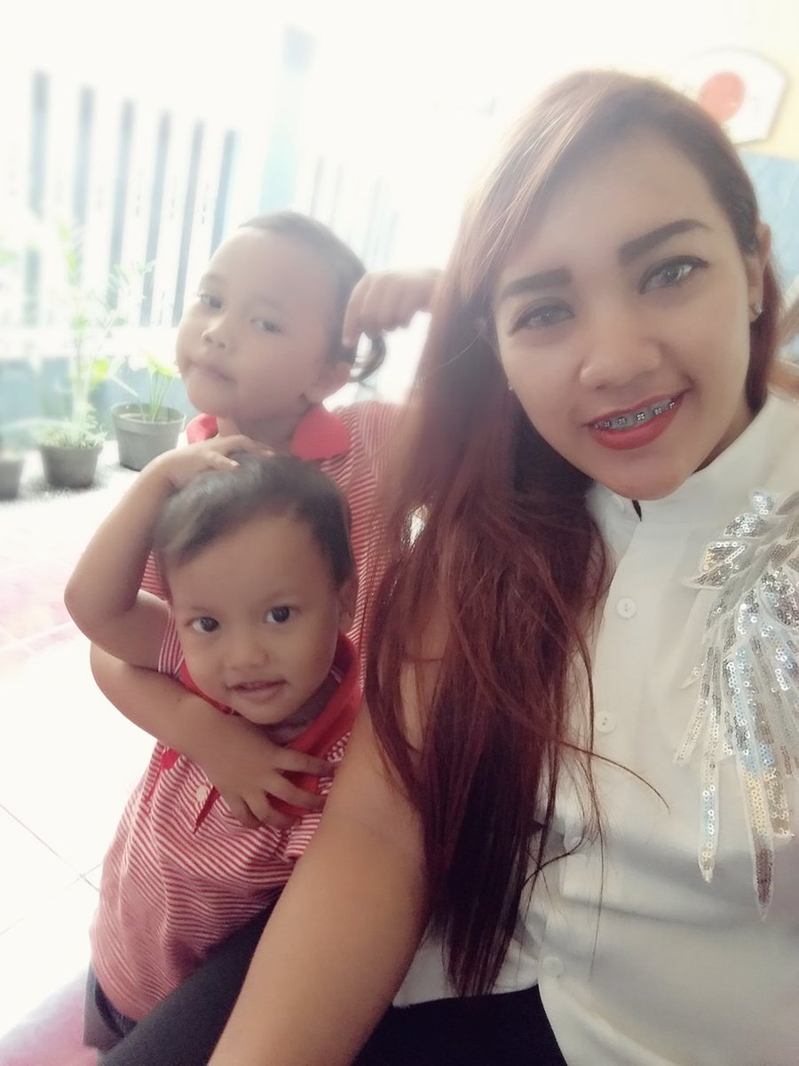 daniadamayanth1's tweet image. 👰👪💑👅