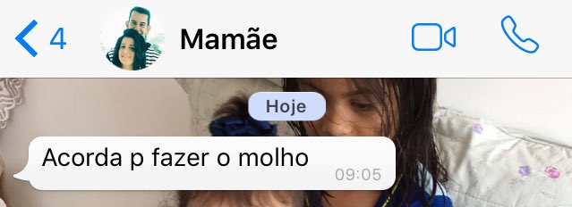 caraliobru's tweet photo. Ai sua mãe te acorda assim 🙄😑 https://t.co/krtWGDIuw9