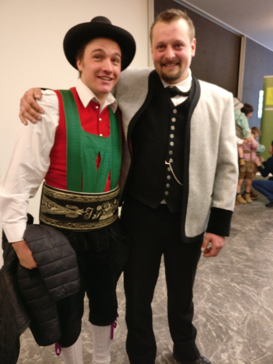 Wechsel an der Spitze der Bauernjugend:Wilhelm Haller gewinnt Abstimmung gegen Sieghard Alber.