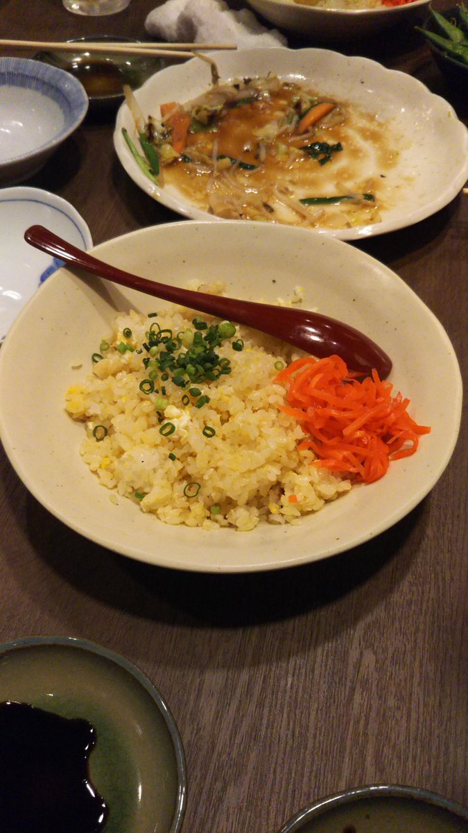 きりりん ガーリッシュエイジやったので ガーリックライス食べる 意味不明