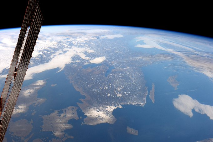 عرض الصورة على تويتر