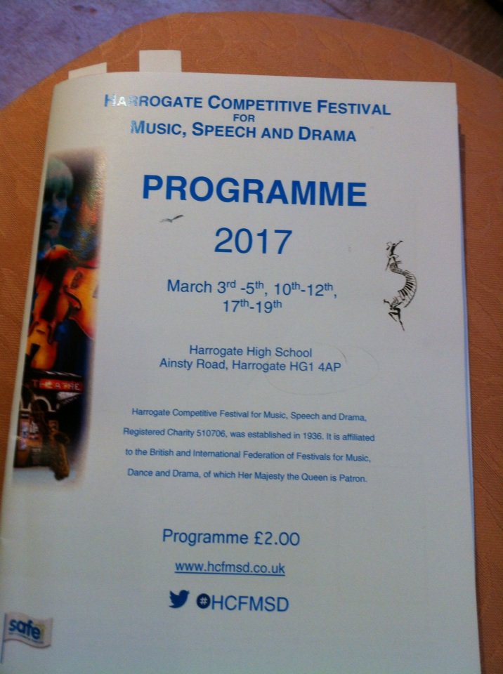 EiraElj's tweet image. Bravo Harrogate Competitive Festival for all their harp classes. On my way to adjudicate a full day! #hcfmsd
