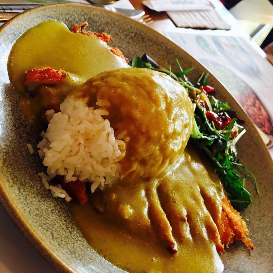 PICaDINNER's tweet photo. As the #PICaDINNER  #PICaDINNERCOMP kicks into another entry from @asarouk (instagram) #katsu #curry with #rice and #chicken at #Wagamana https://t.co/wfL0WbTF1I