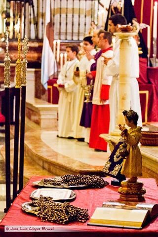 ¡Os recordamos!
El próximo sábado a las 19h:
Misa de Hdad, Jura de Reglas, Pregón a cargo de N.H.D Tomás Guzman y concierto de <a href="/bctpenaselx/">BCT Penas Elche</a>