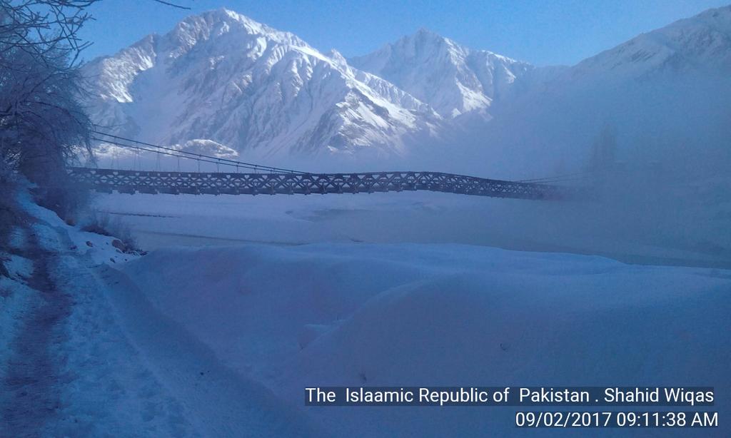 SWiqas's tweet image. The Valley of Mastuj is still Covered with snow.