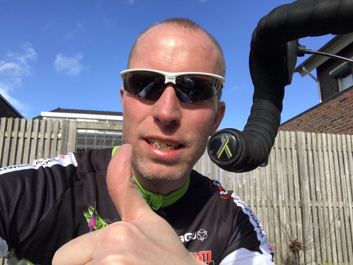 MichelvanZanten's tweet image. Heb jij ze al?? #stuurkankerdewerelduit koop deze stuurdoppen voor €10 bij @vanscheijndel of @teamwestland